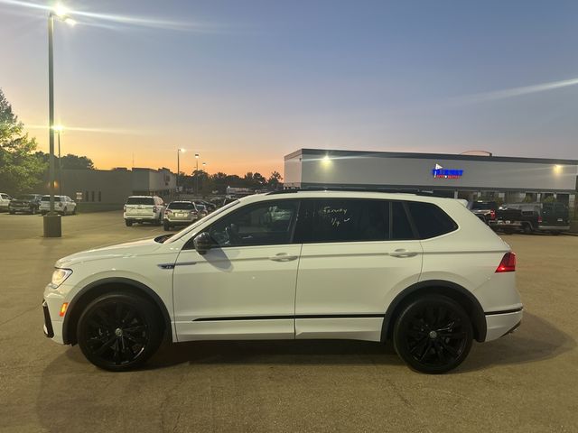 2021 Volkswagen Tiguan SE R-Line Black