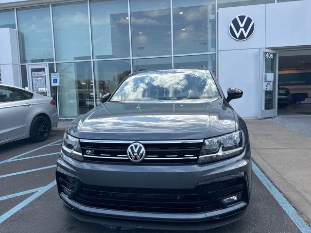 2021 Volkswagen Tiguan SE R-Line Black