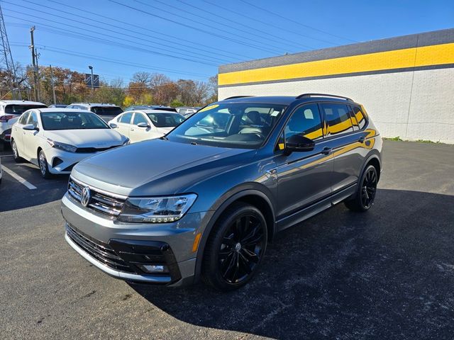 2021 Volkswagen Tiguan SE R-Line Black