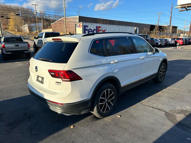 2021 Volkswagen Tiguan SE R-Line Black