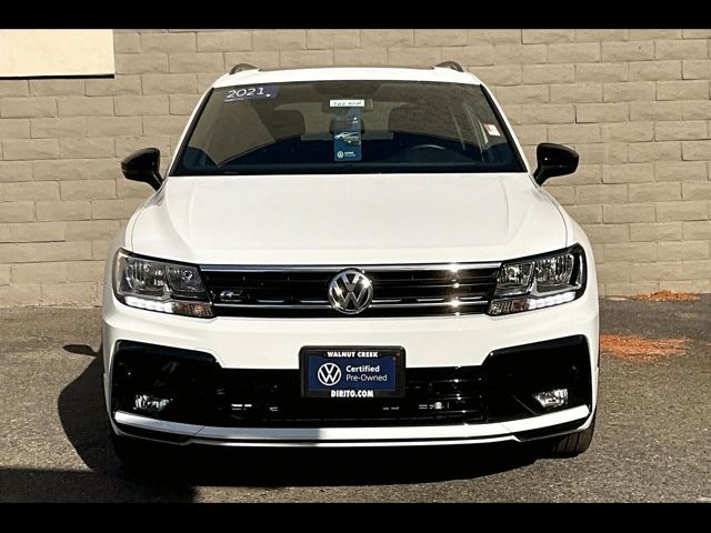 2021 Volkswagen Tiguan SE R-Line Black