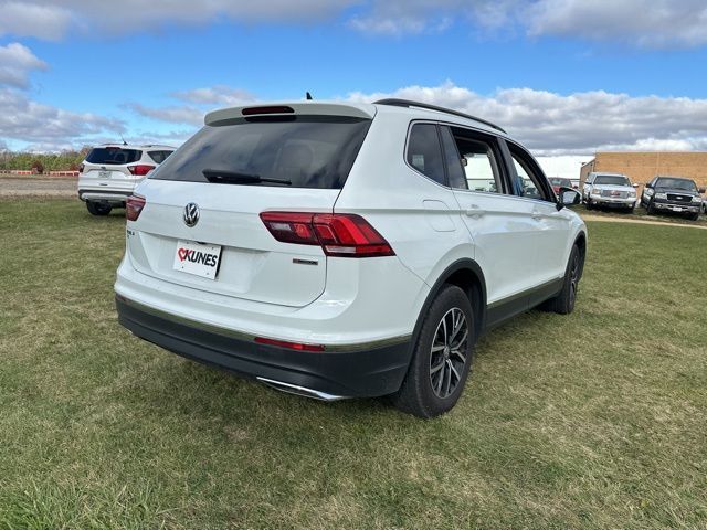 2021 Volkswagen Tiguan SE R-Line Black