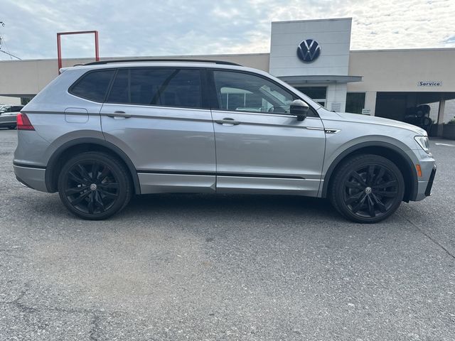2021 Volkswagen Tiguan SE R-Line Black