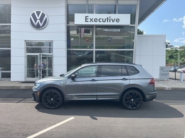 2021 Volkswagen Tiguan SE R-Line Black