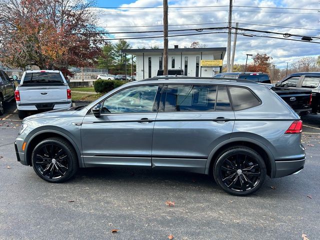 2021 Volkswagen Tiguan SE R-Line Black