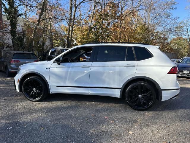 2021 Volkswagen Tiguan SE R-Line Black