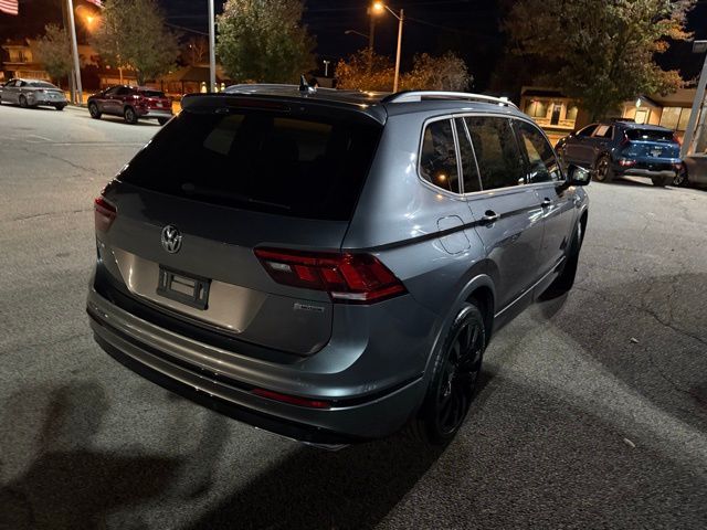 2021 Volkswagen Tiguan SE R-Line Black