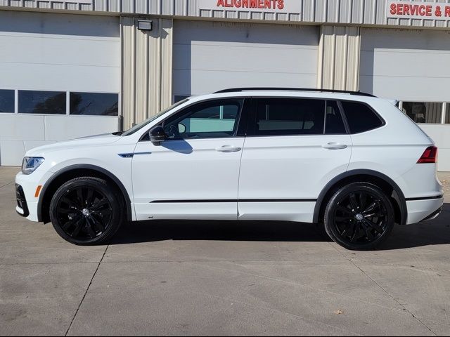 2021 Volkswagen Tiguan SE R-Line Black