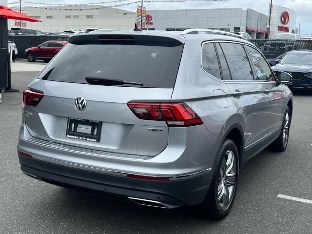 2021 Volkswagen Tiguan SE R-Line Black