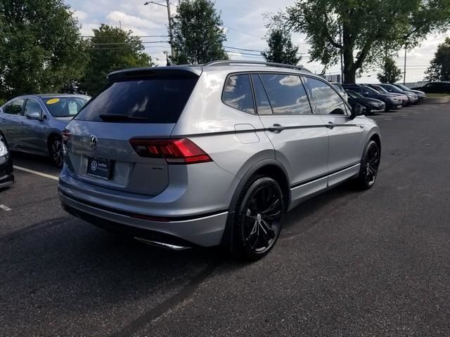 2021 Volkswagen Tiguan SE R-Line Black