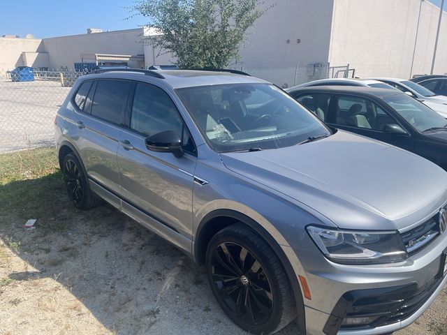 2021 Volkswagen Tiguan SE R-Line Black