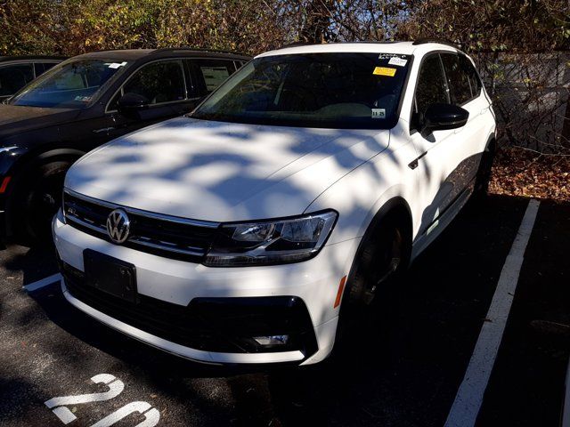 2021 Volkswagen Tiguan SE R-Line Black