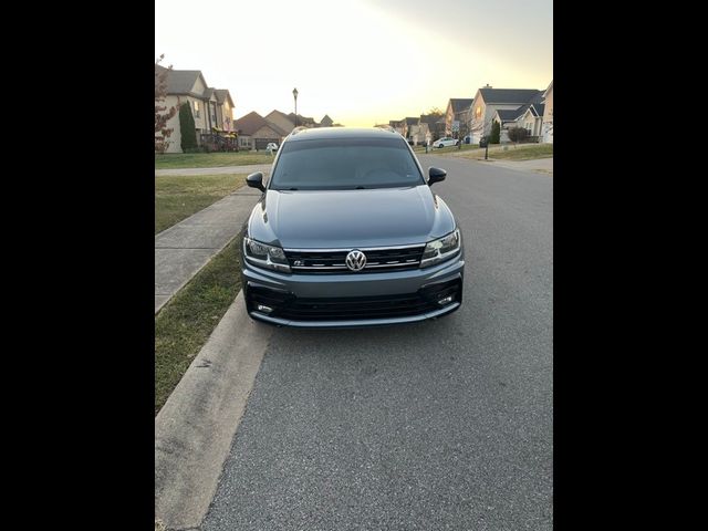 2021 Volkswagen Tiguan SE R-Line Black