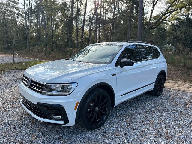 2021 Volkswagen Tiguan SE R-Line Black