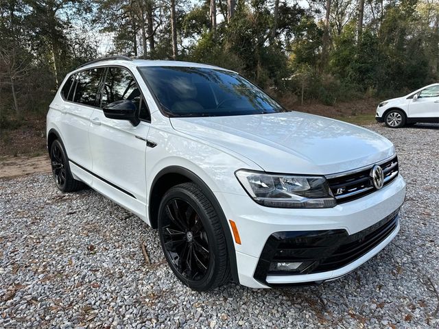 2021 Volkswagen Tiguan SE R-Line Black