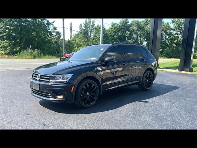 2021 Volkswagen Tiguan SE R-Line Black