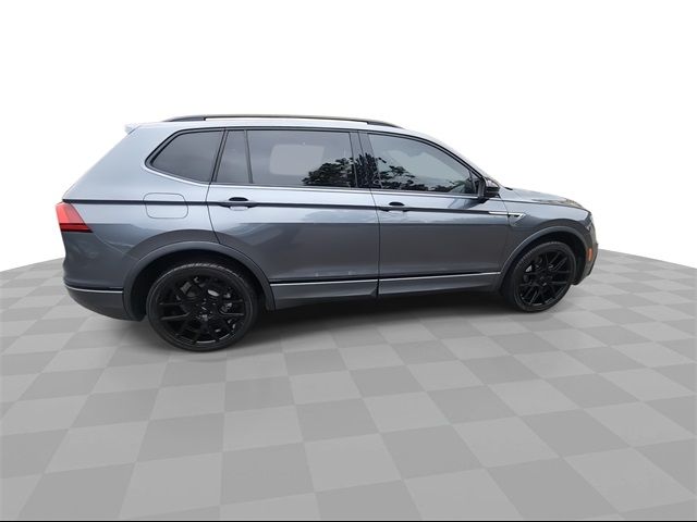 2021 Volkswagen Tiguan SE R-Line Black