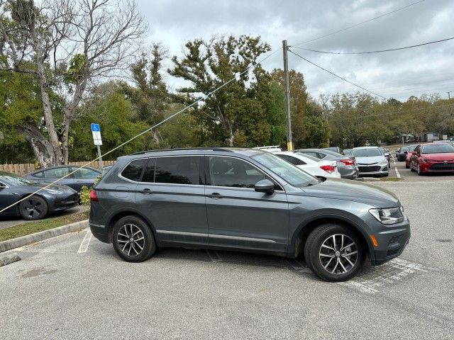 2021 Volkswagen Tiguan SE