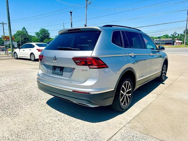 2021 Volkswagen Tiguan SE R-Line Black