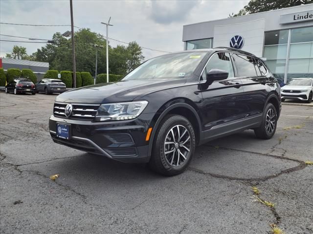 2021 Volkswagen Tiguan SE