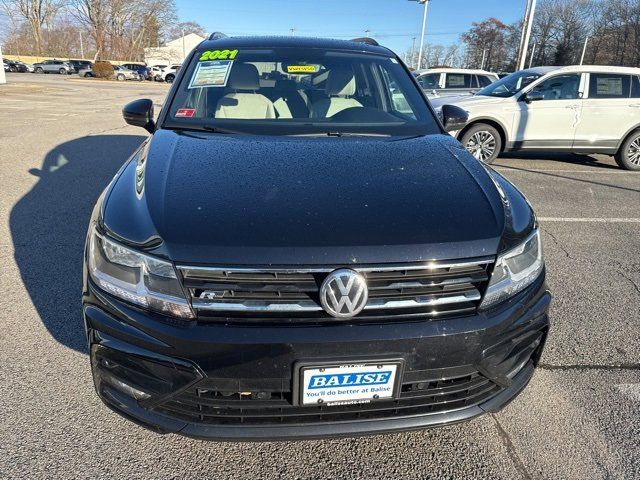 2021 Volkswagen Tiguan SE R-Line Black