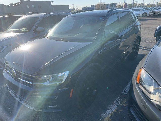 2021 Volkswagen Tiguan SE R-Line Black