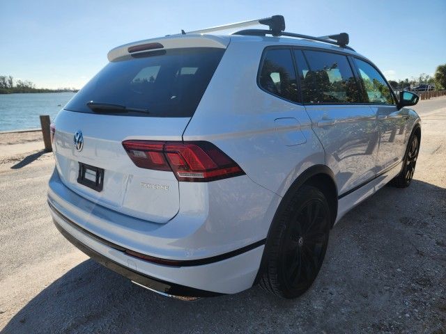 2021 Volkswagen Tiguan SE R-Line Black