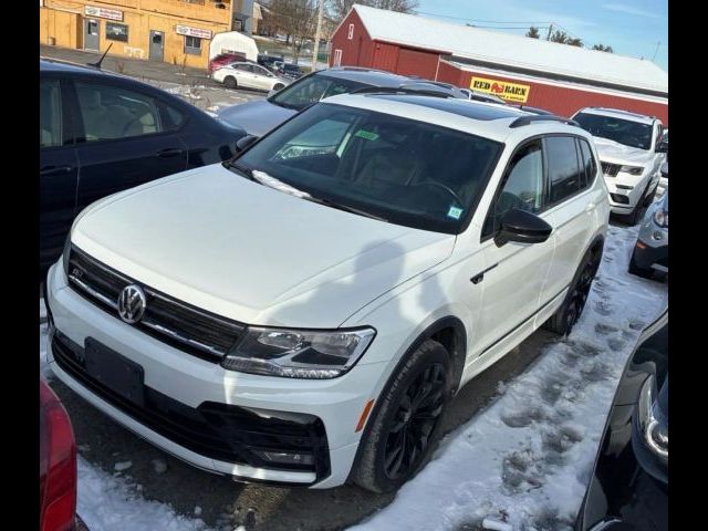 2021 Volkswagen Tiguan SE R-Line Black