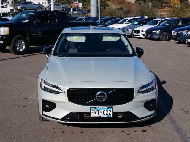 2021 Volvo S60 Momentum