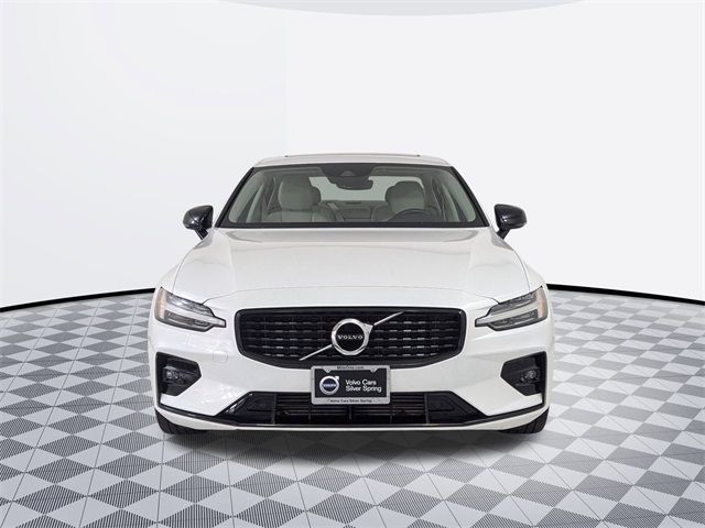 2021 Volvo S60 Momentum