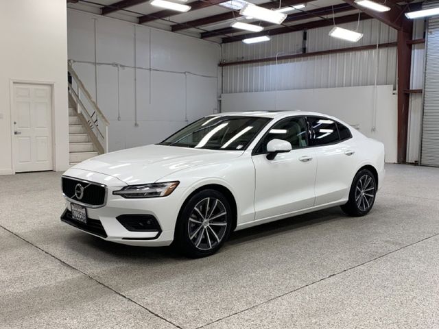 2021 Volvo S60 Momentum