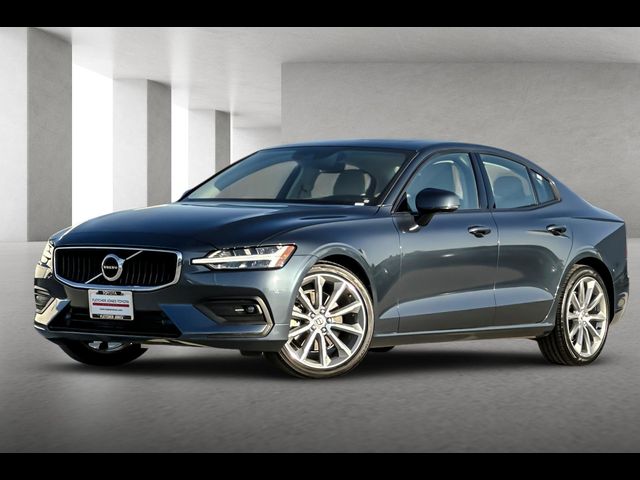 2021 Volvo S60 Momentum