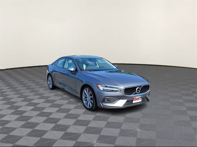 2021 Volvo S60 Momentum