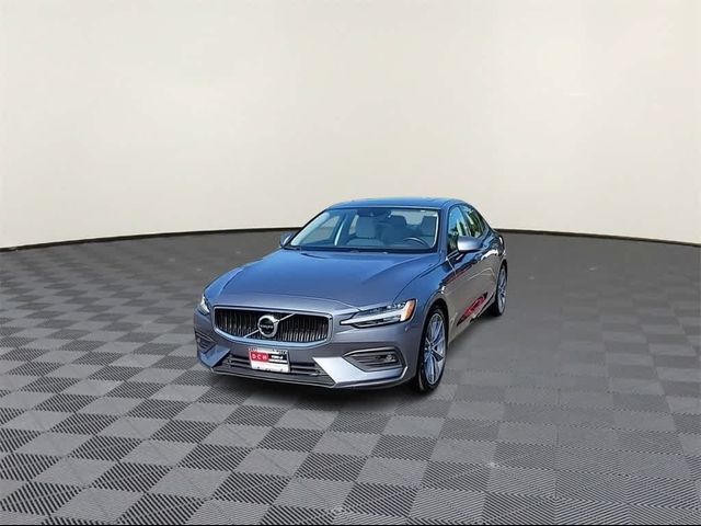 2021 Volvo S60 Momentum