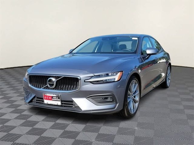 2021 Volvo S60 Momentum