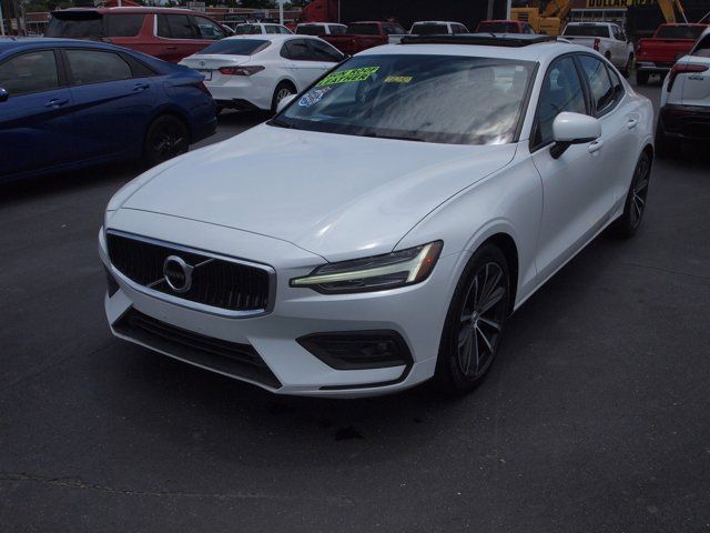 2021 Volvo S60 Momentum