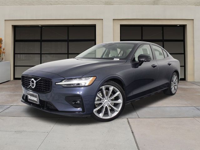 2021 Volvo S60 Momentum