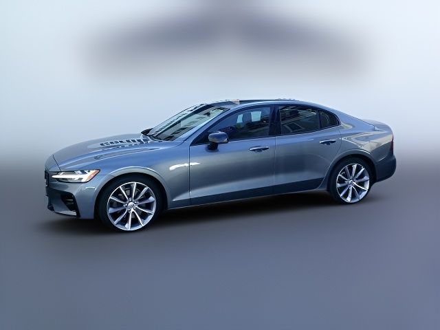 2021 Volvo S60 Momentum