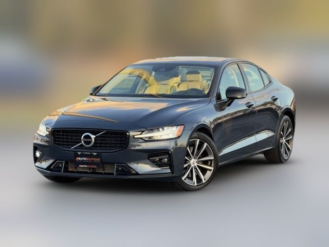 2021 Volvo S60 Momentum