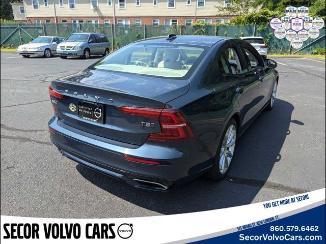 2021 Volvo S60 Momentum