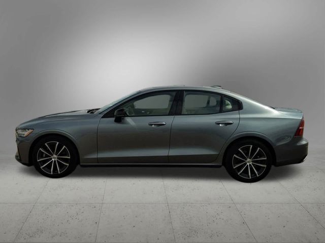 2021 Volvo S60 Momentum