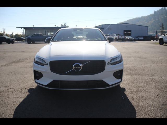 2021 Volvo S60 Momentum