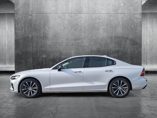 2021 Volvo S60 Momentum