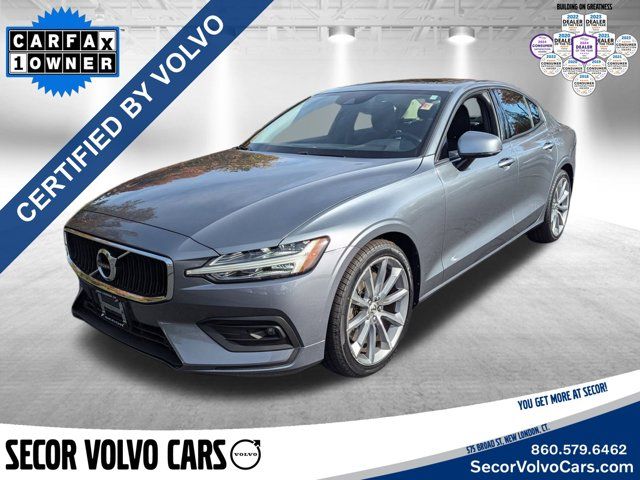 2021 Volvo S60 Momentum