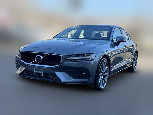 2021 Volvo S60 Momentum