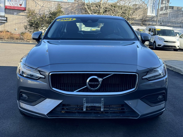 2021 Volvo S60 Momentum