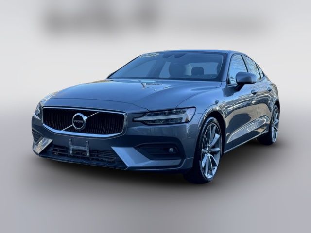 2021 Volvo S60 Momentum