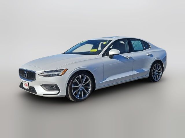 2021 Volvo S60 Momentum