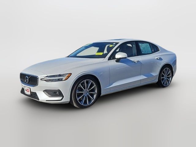 2021 Volvo S60 Momentum