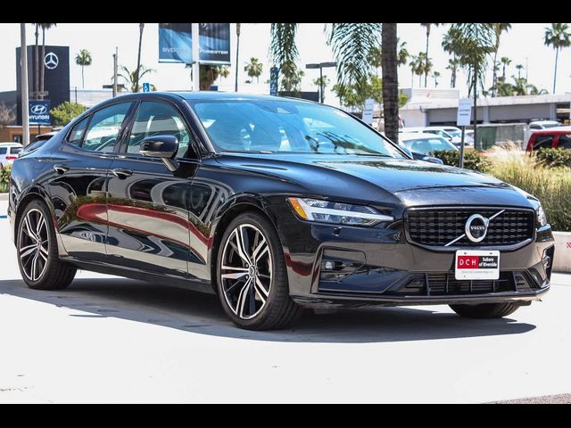 2021 Volvo S60 R-Design